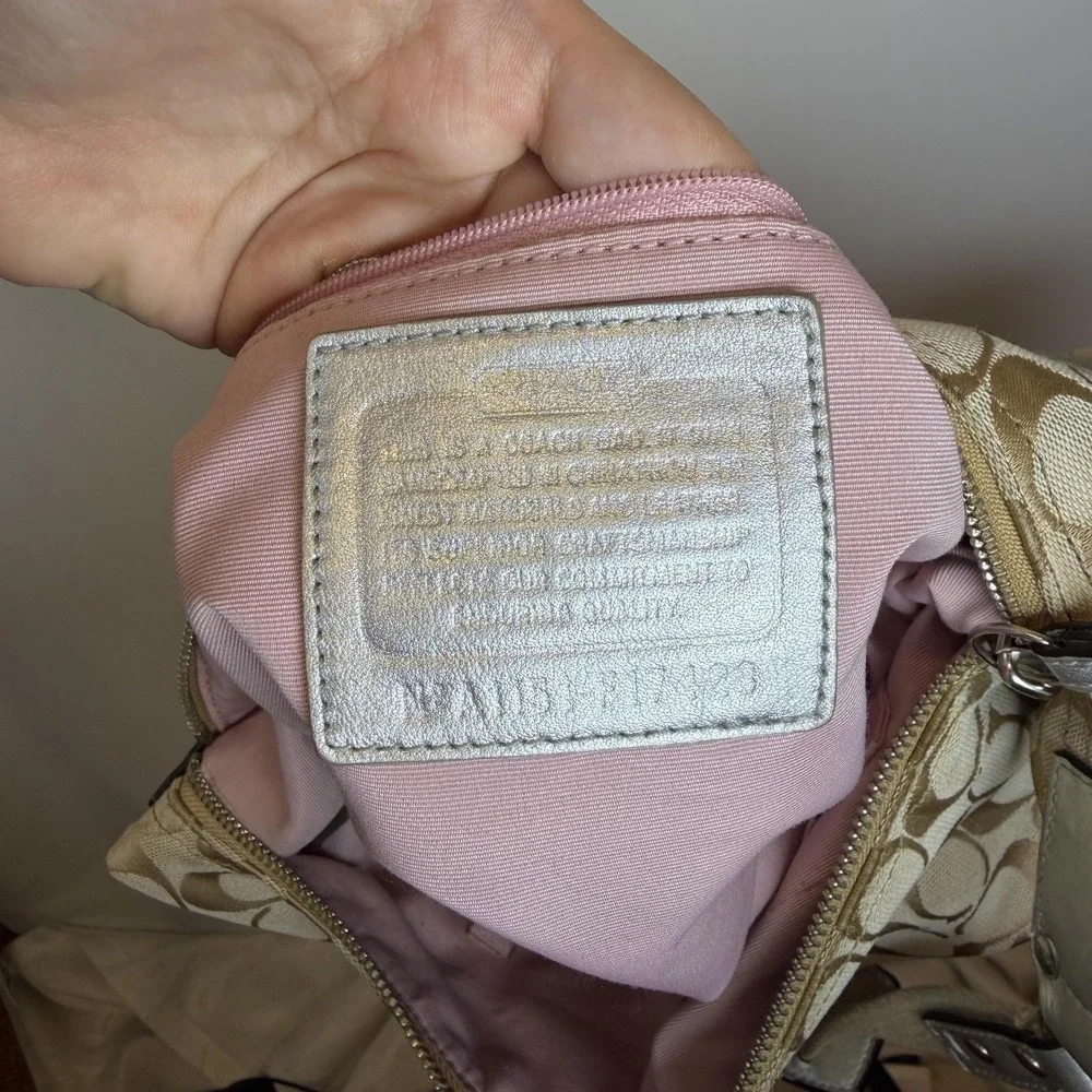 Coach Hobo Bag Womens Medium Beige Signature Poppy Multicolor‎ Patchwork Canvas